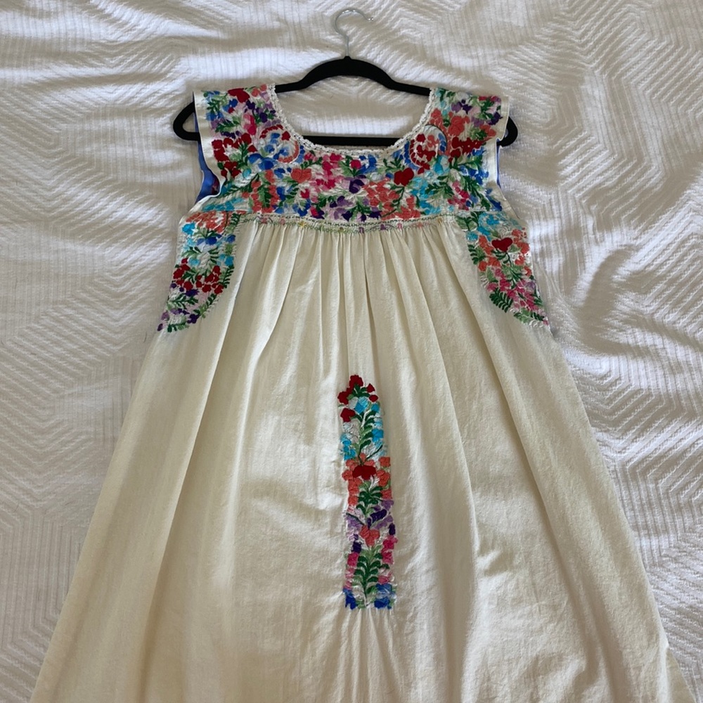 Mi Golondrina Dress
